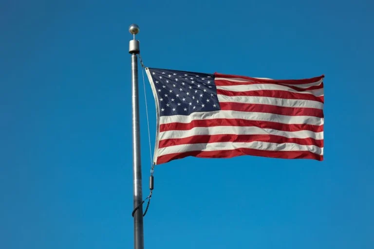 Народити заради паспорта не вийде: США анулювали сотні віз