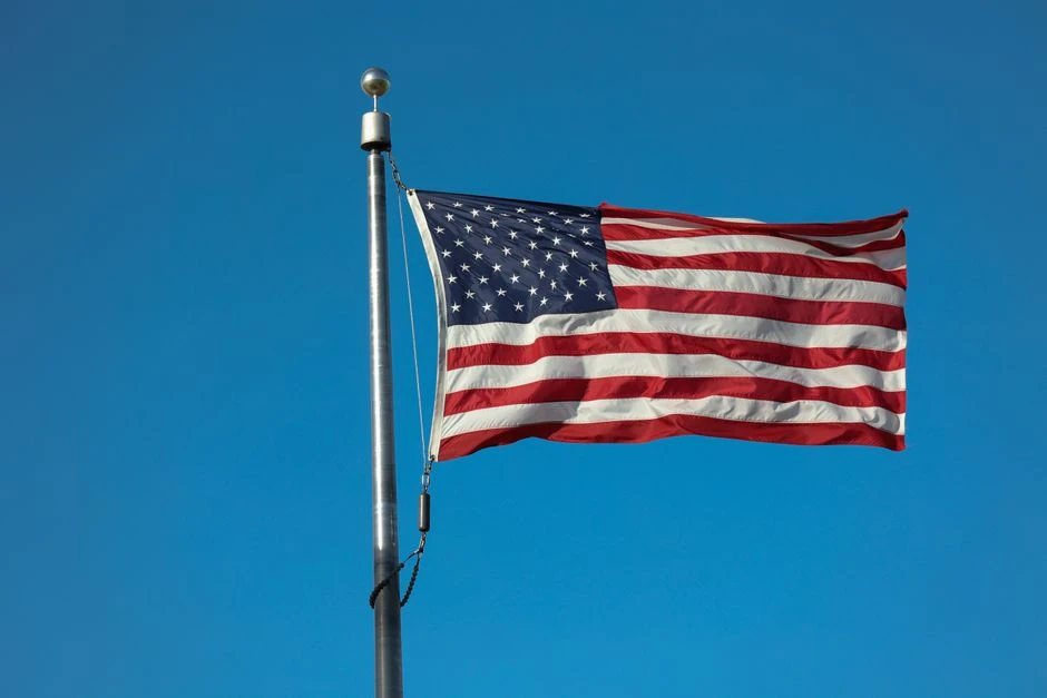 Народити заради паспорта не вийде: США анулювали сотні віз