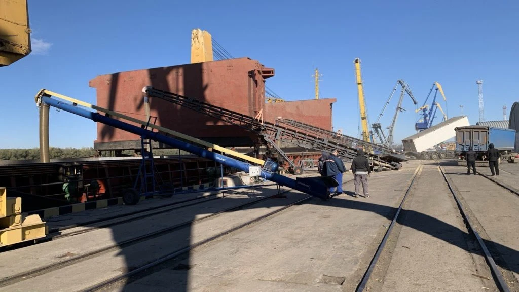 У порту Рені виставили на продаж стивідорну компанію: що відомо 