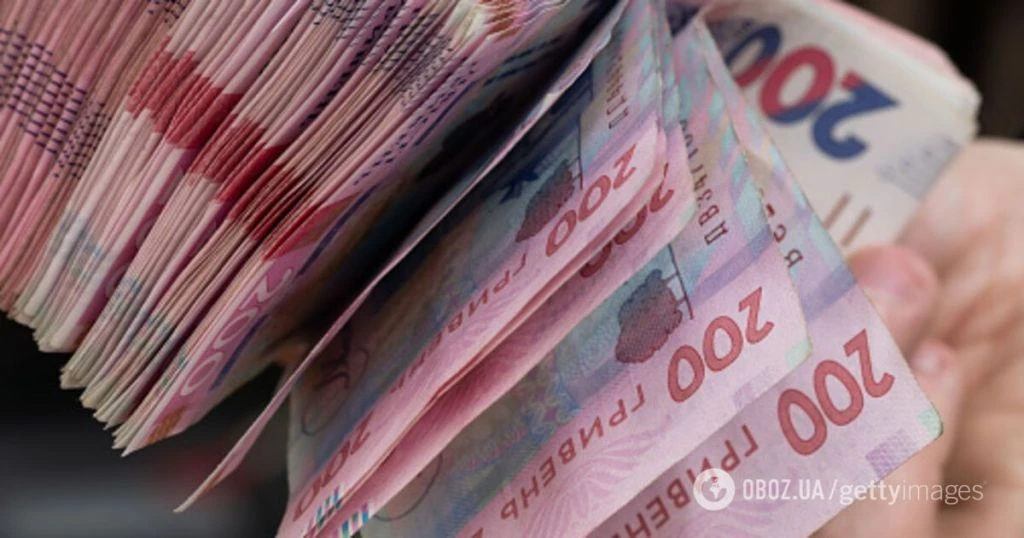 Українці тримають 1,75 трлн грн у банках: куди несуть гроші найчастіше
