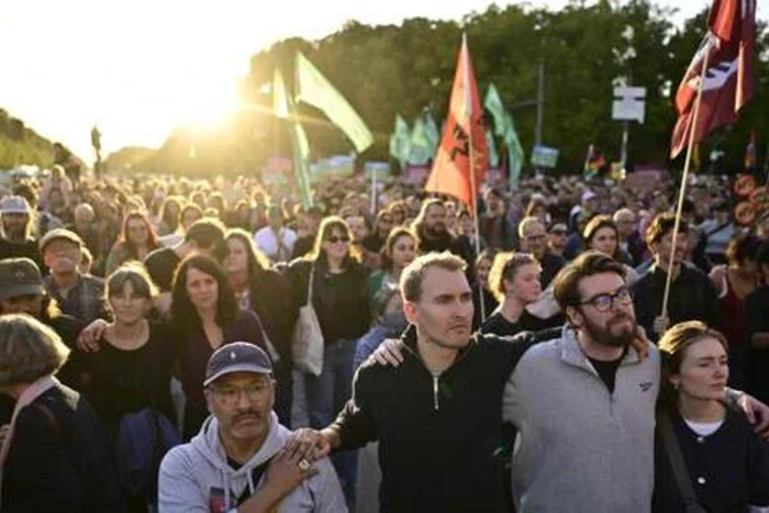 Перемога AfD вивела тисячі людей на вулиці Берліна